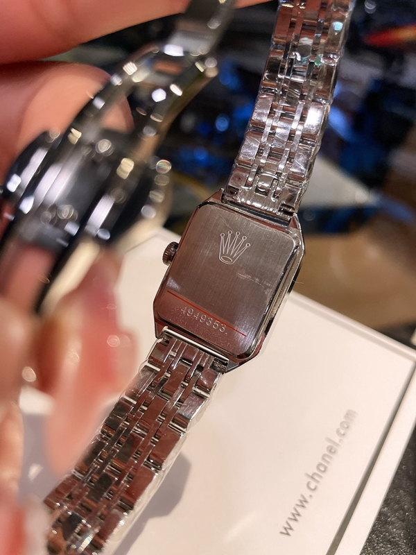 ブランド時計全体デザイン